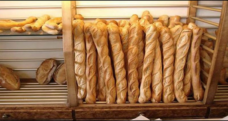 التبذير الغذائي يرتفع بـ20 % لدى المواطن.. المخابز تهدر 686 ألف قنطار فرينة والمساحات التجارية تلقي بـ2. 8 م د سنويا في القمامة